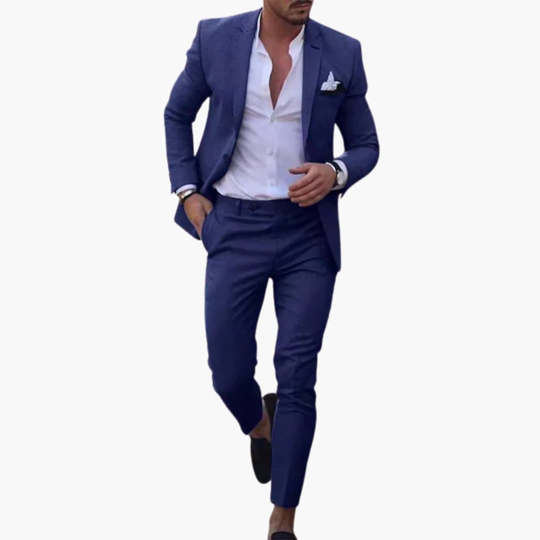 Costume homme deux pièces avec veste et pantalon ajusté