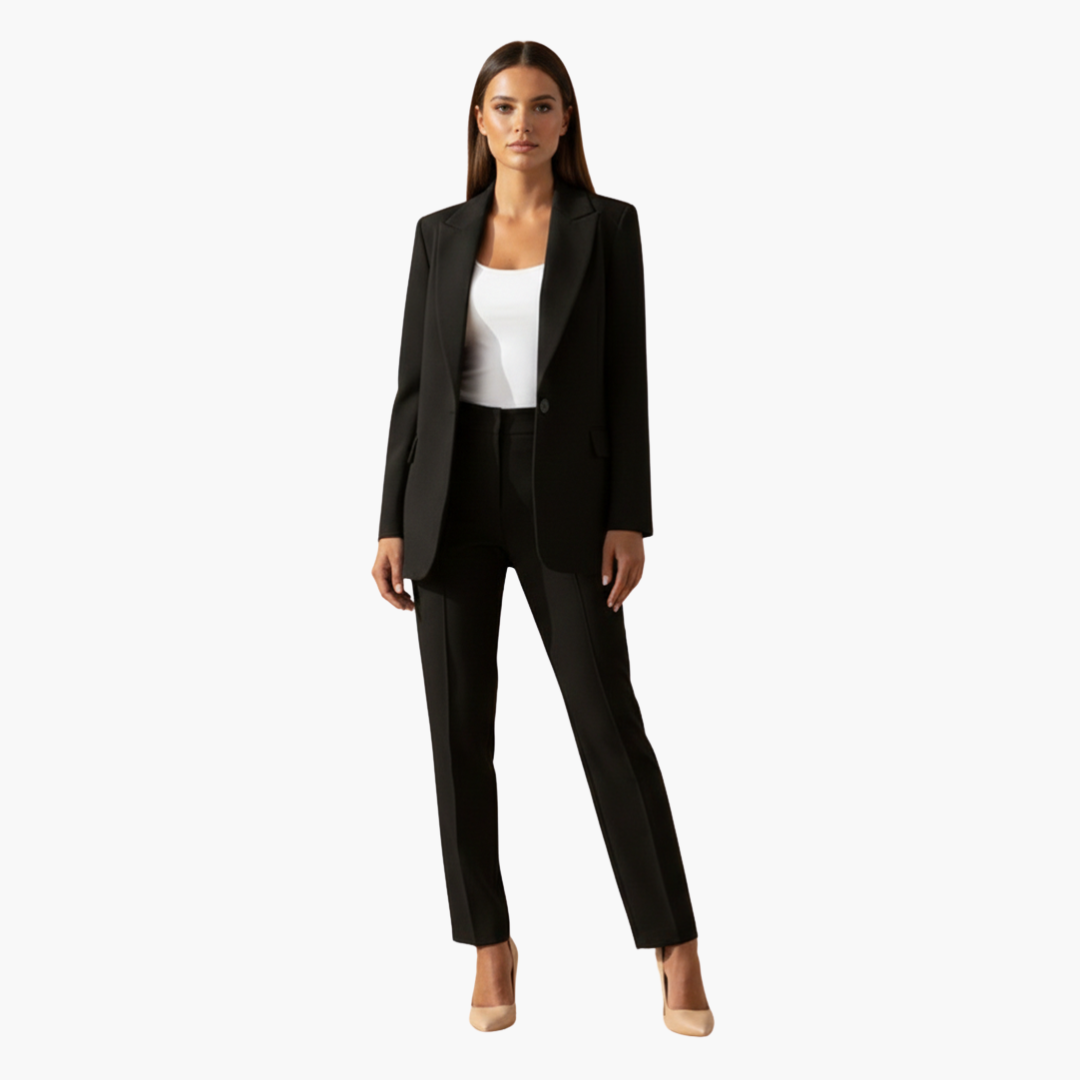 Completo Blazer e Pantaloni Donna con Rever a Lancia e Taglio Slim