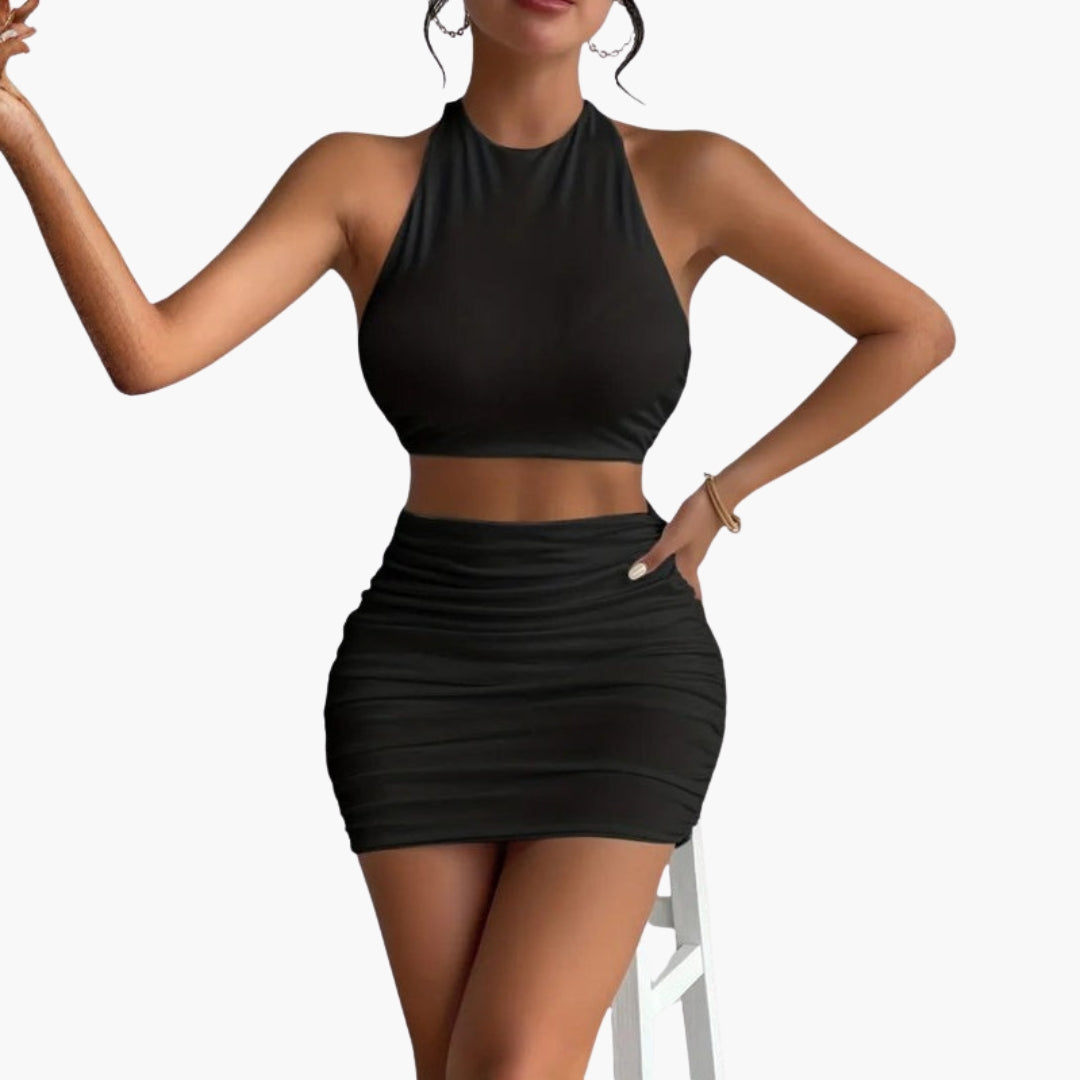 Ensemble Femme Deux Pièces a Haut Dos Nu et Mini Jupe