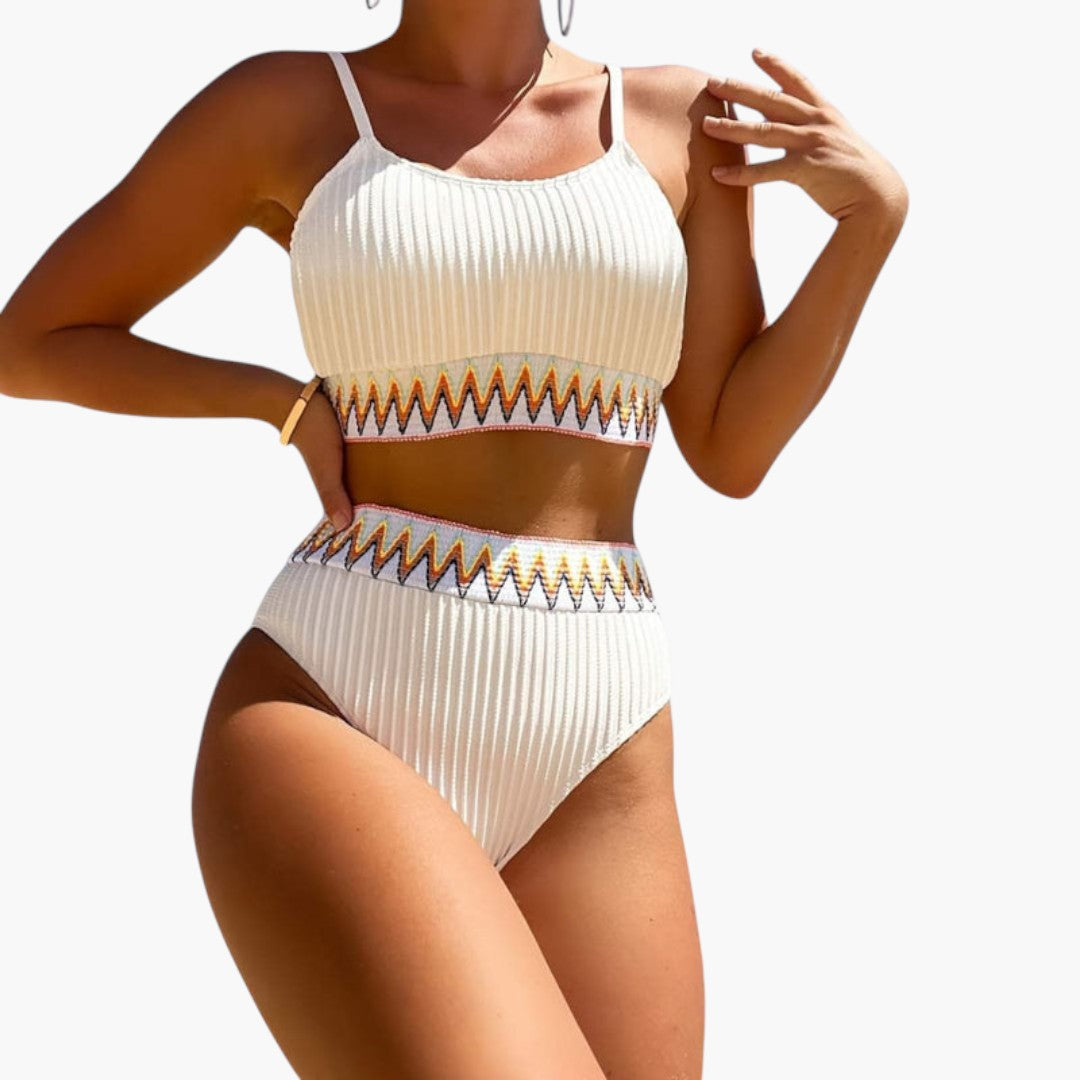 Ensemble bikini femme avec haut côtelé