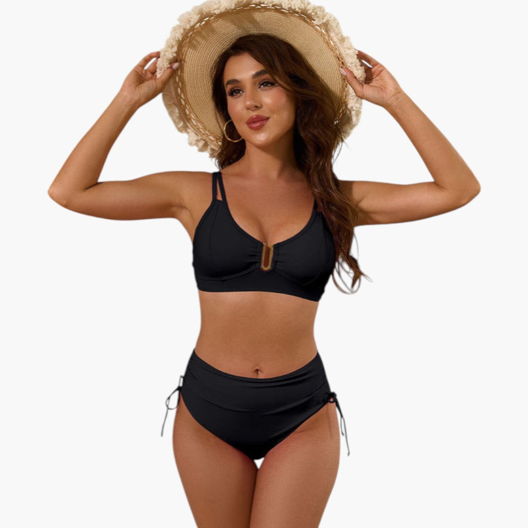 Ensemble bikini femmes avec haut à bretelles fendue