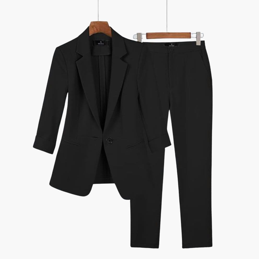 Ensemble bureau femme avec veste et pantalon ajusté