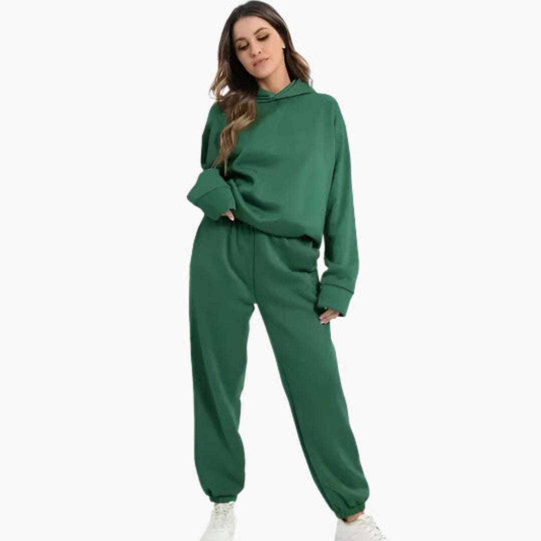 Ensemble détente femme avec sweat à capuche