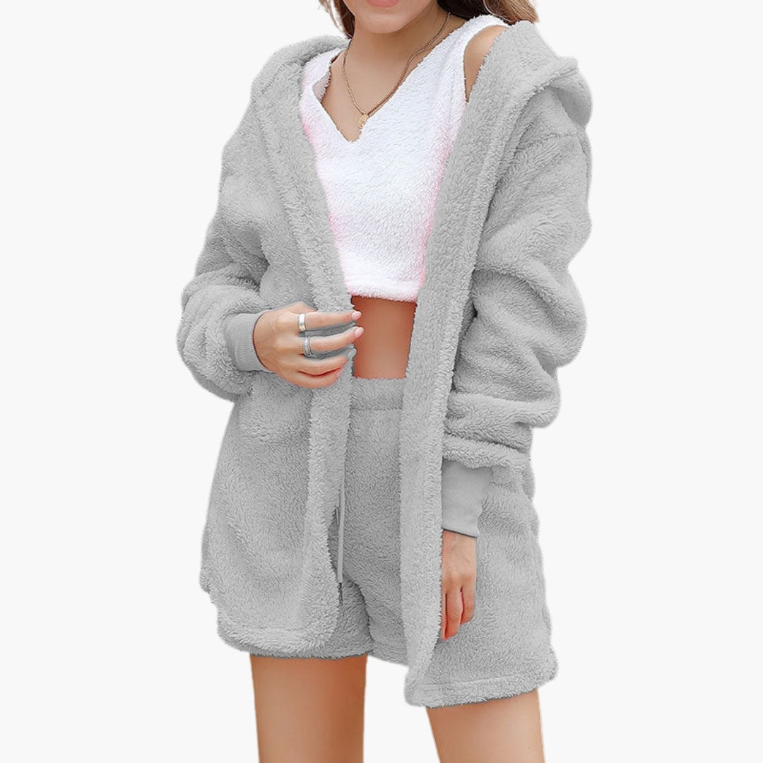 Completo relax donna con giacca con cappuccio e pantaloncini