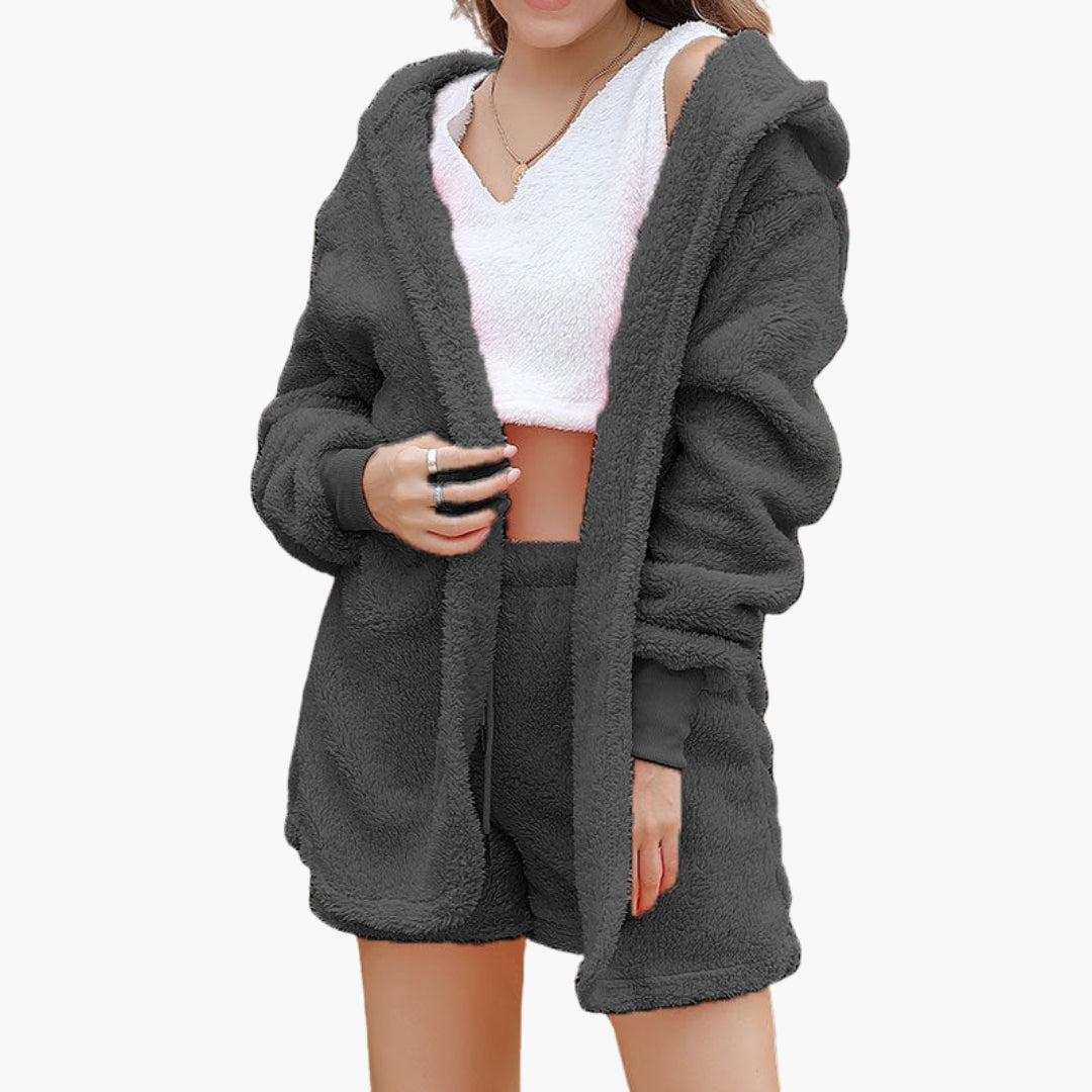 Completo relax donna con giacca con cappuccio e pantaloncini