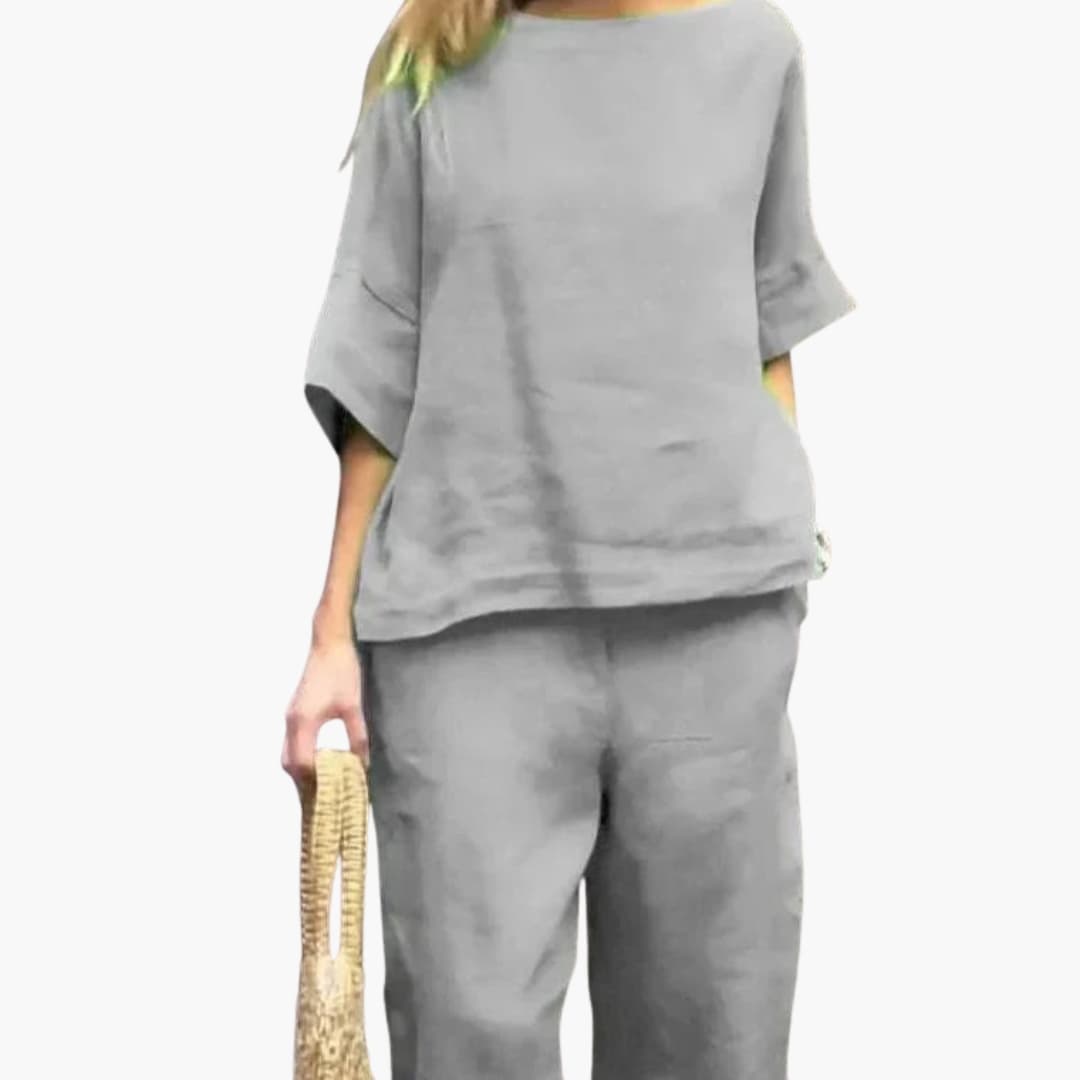 Ensemble deux pièces femme avec haut ample et pantalon droit