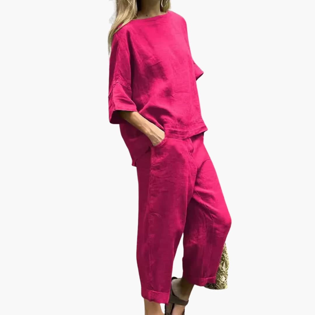 Ensemble deux pièces femme avec haut ample et pantalon droit