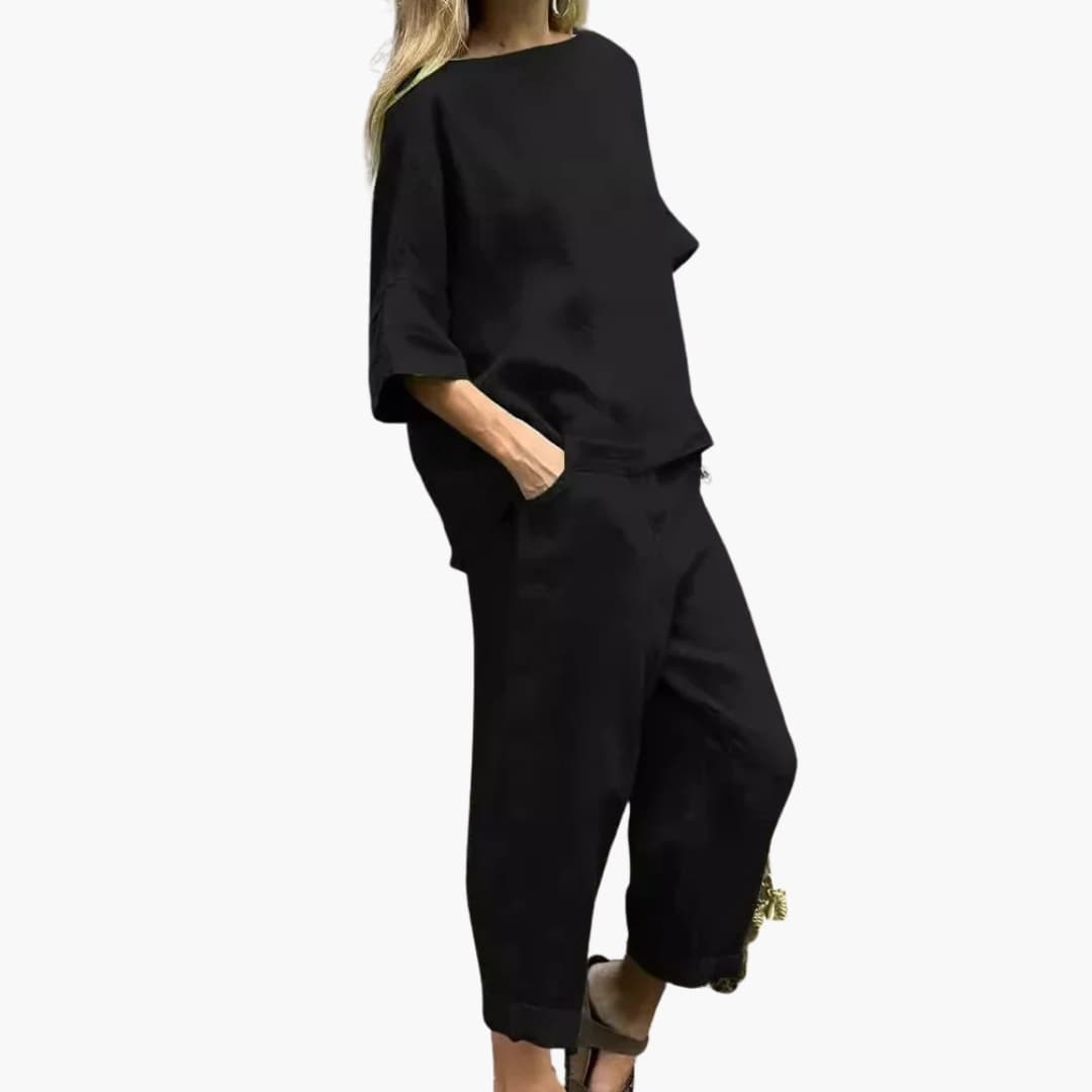 Ensemble deux pièces femme avec haut ample et pantalon droit