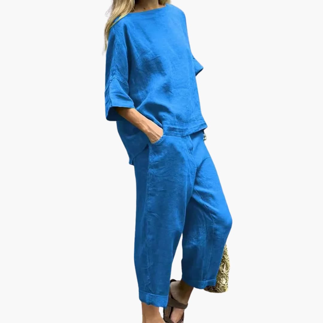 Ensemble deux pièces femme avec haut ample et pantalon droit