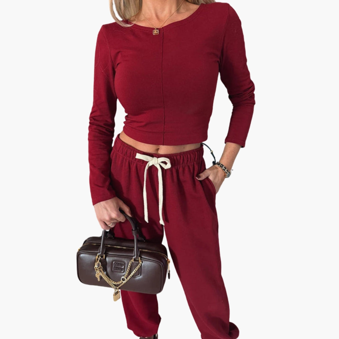 Conjunto de duas peças para mulher com top curto