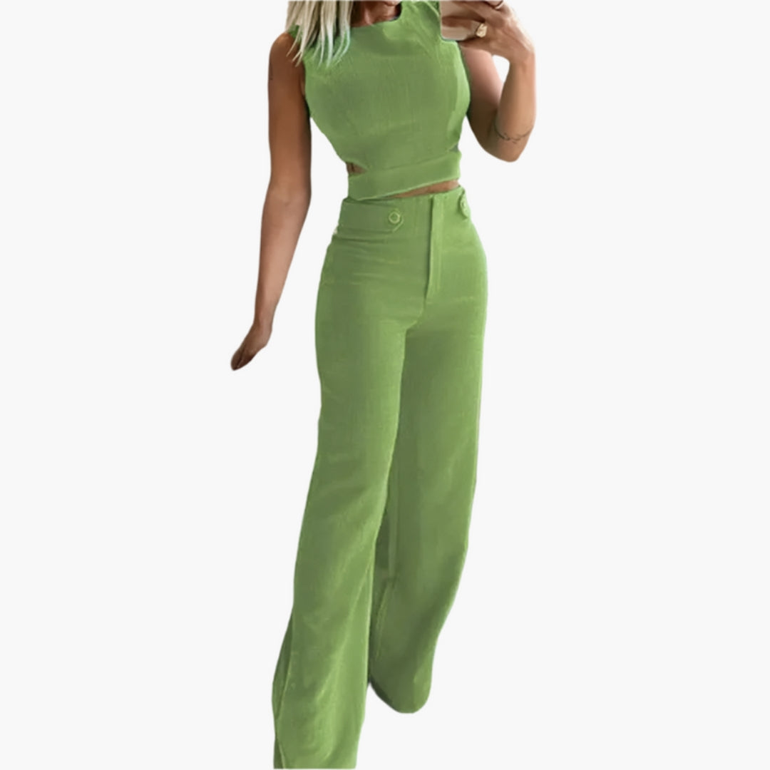 Conjunto de duas peças para senhora com calças largas