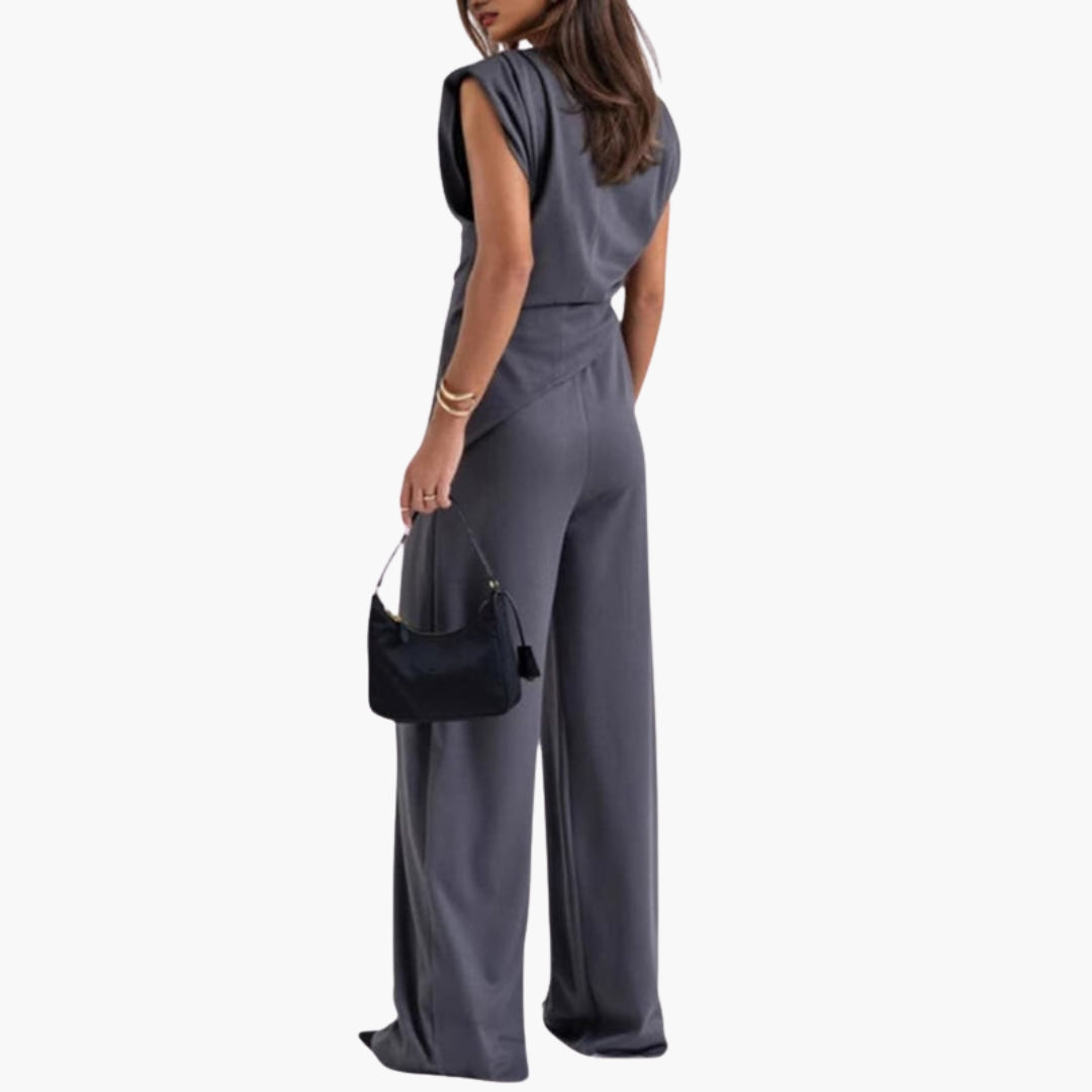 Two-piece women's set with draped top