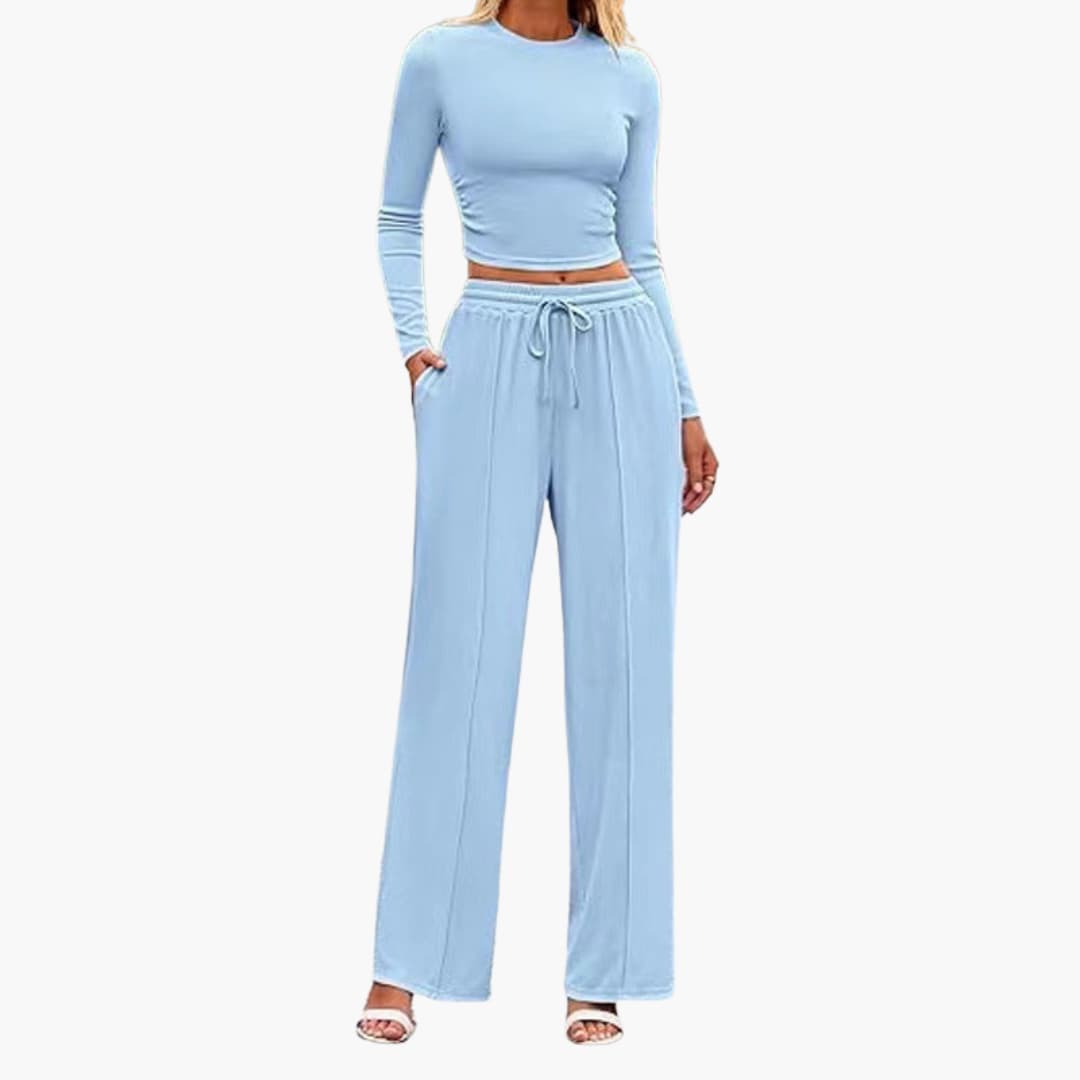 Completo donna con top a maniche lunghe e pantaloni larghi