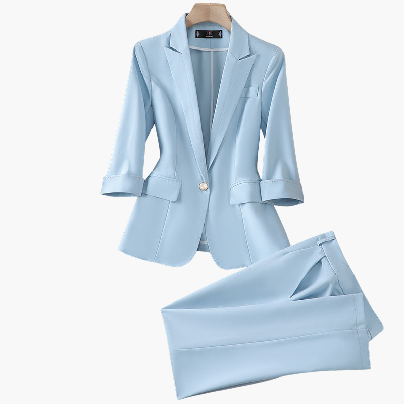 Ensemble femme veste et pantalon à fermeture à un bouton