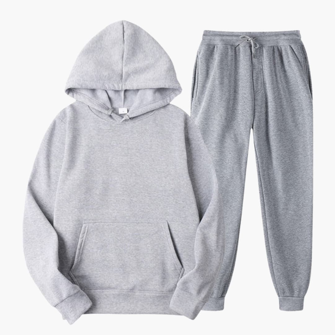 Women's jogging set with elastic waistband and long sleeves