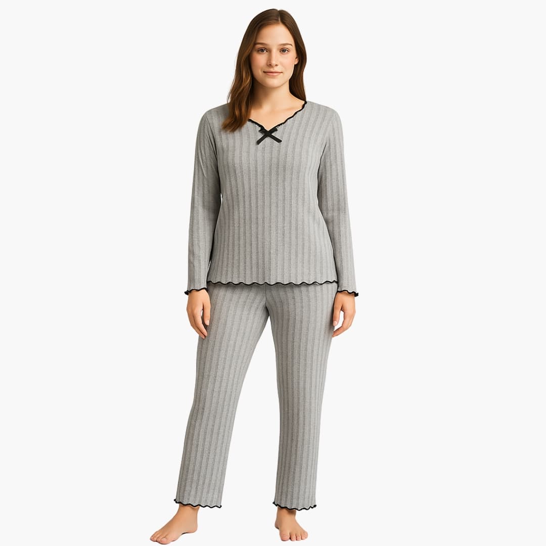 Ensemble pyjama femme côtelé à manches longues avec finitions festonnées