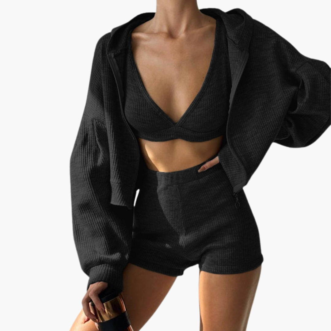 Ensemble sportif pour femmes avec haut court