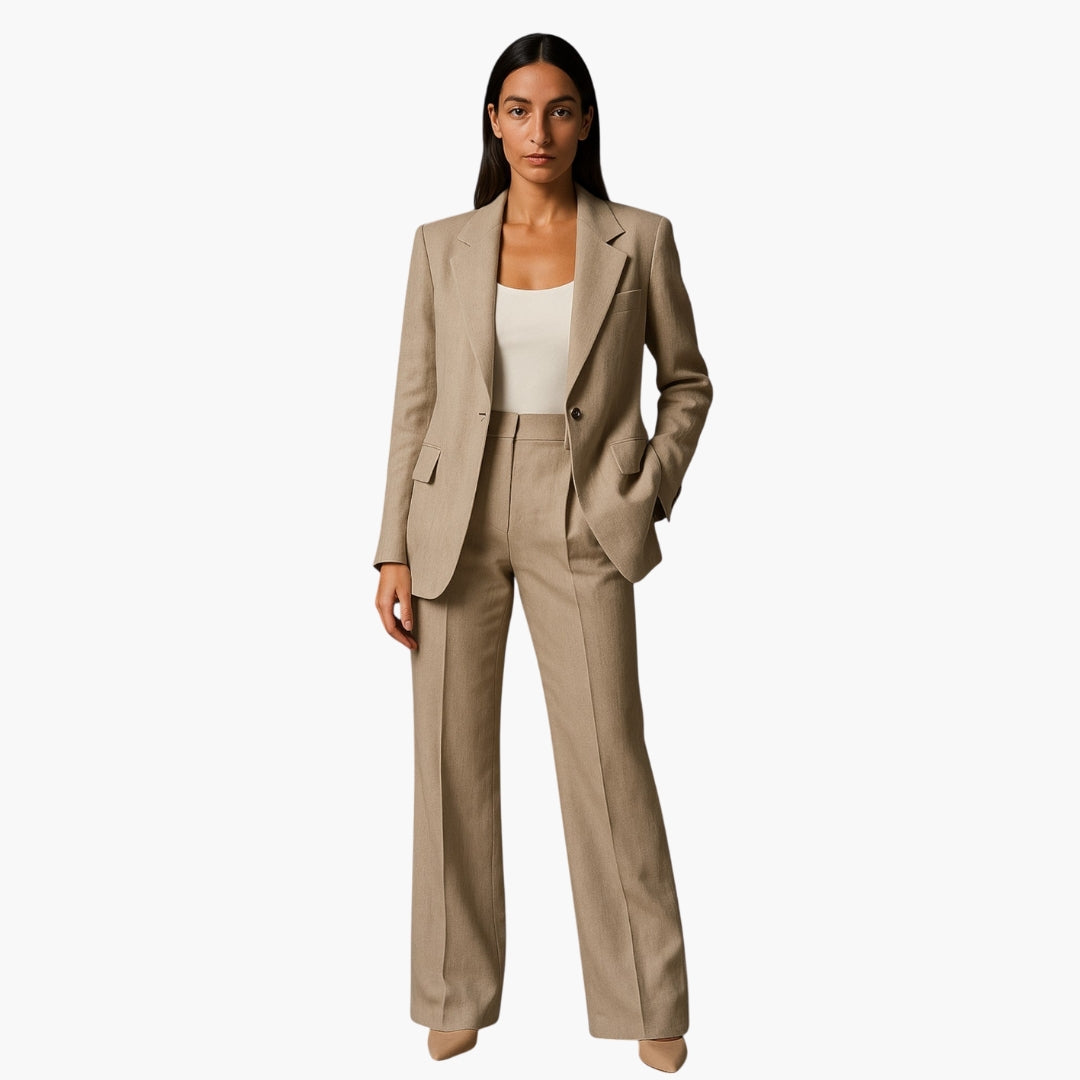 Ensemble femme avec veste et pantalon à jambe large