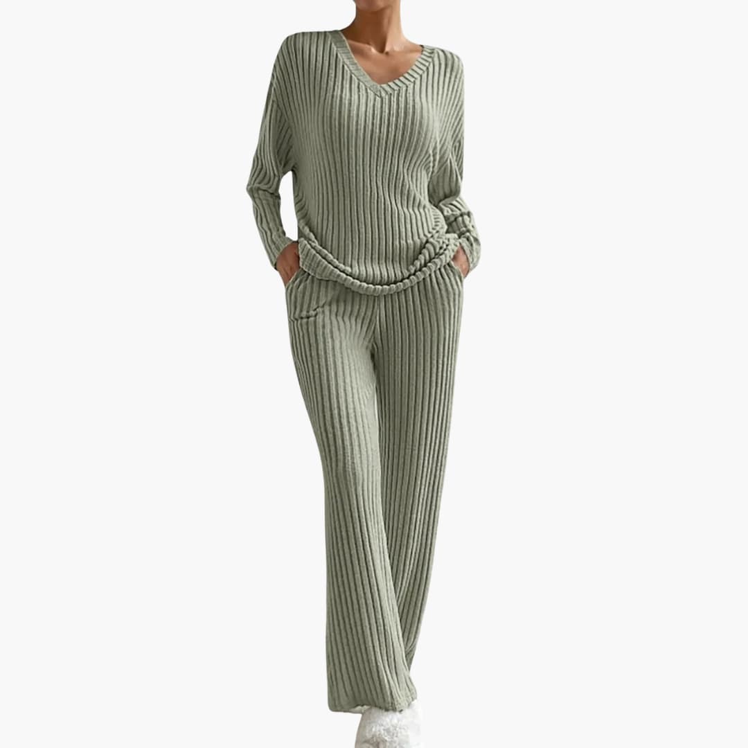 Ensemble tricoté côtelé deux pièces pour femme avec haut à col en V et pantalon à jambes larges