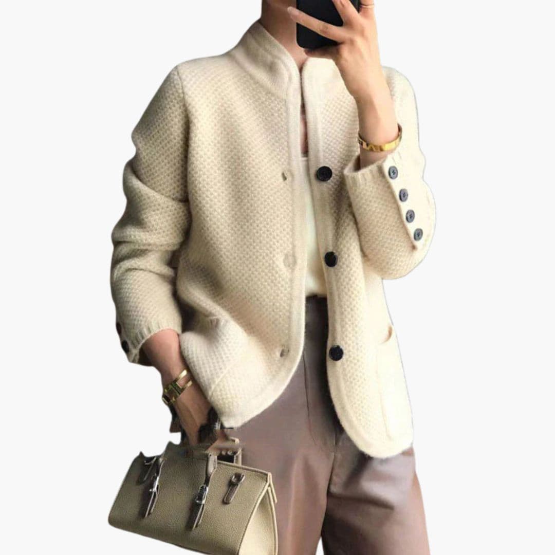 Gilet femme à surface texturée et boutonnage devant