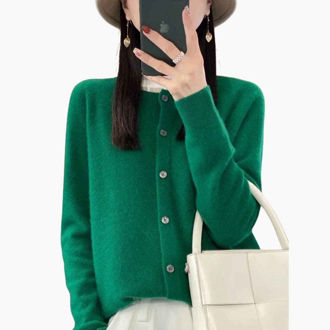 Cardigan femme avec col rond et boutonnage devant