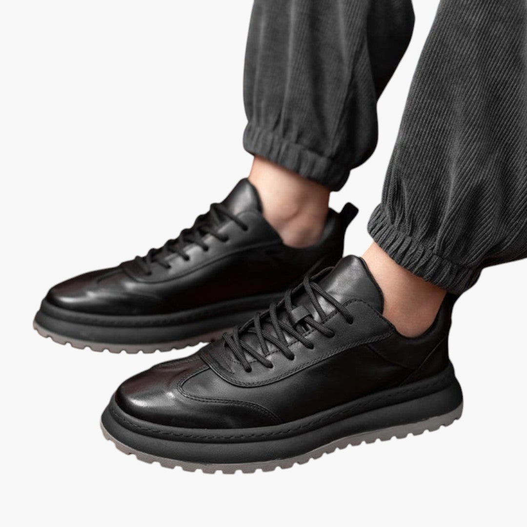 Scarpe da uomo basse con lacci anteriori e suola in gomma