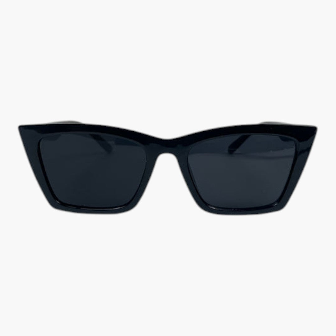 Lunettes de soleil femmes avec verres teintés et forme cat eye