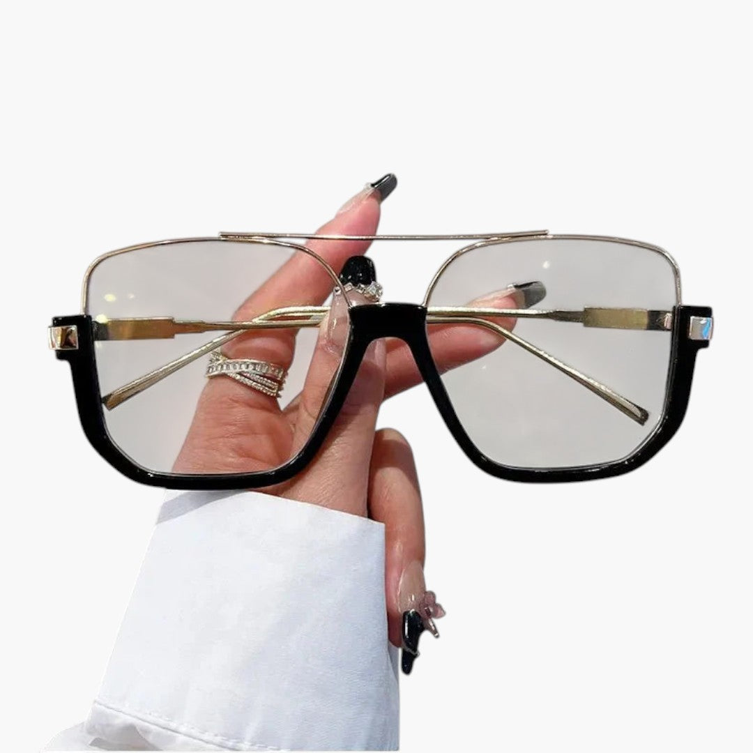 Lunettes de soleil femmes avec verres carrés et barre métallique