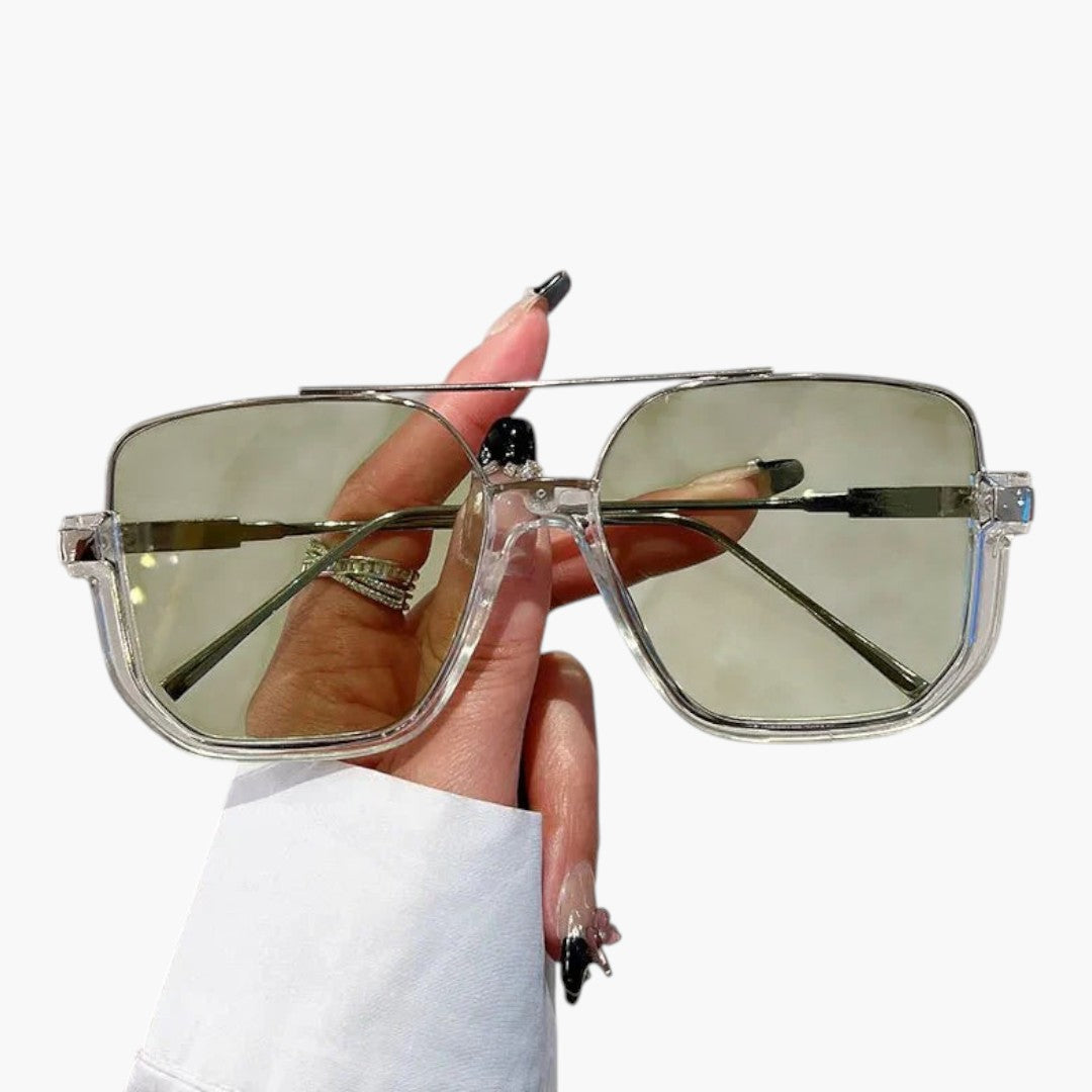 Lunettes de soleil femmes avec verres carrés et barre métallique