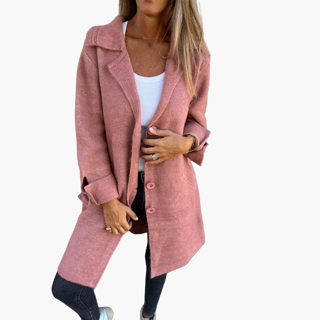 Women's long coat with lapel collar and button closure