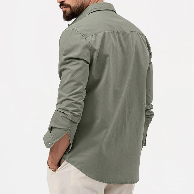 Chemise homme à manches longues avec poches poitrine et fermeture boutonnée
