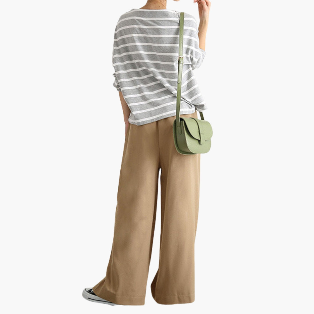 Pantaloni Donna a Vita Alta e Superficie Liscia