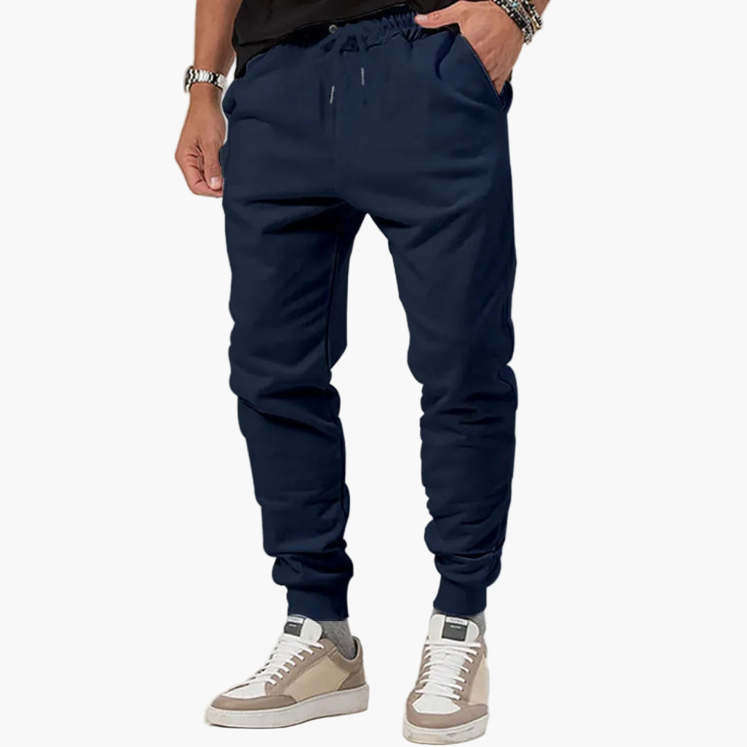Men's sports pants with elastic waistband