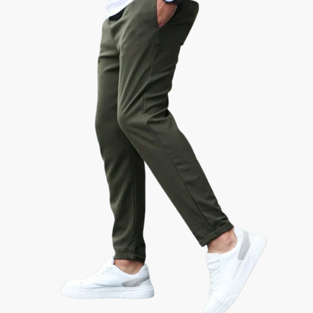 Pantalon homme coupe ajustée avec poches latérales et arrière