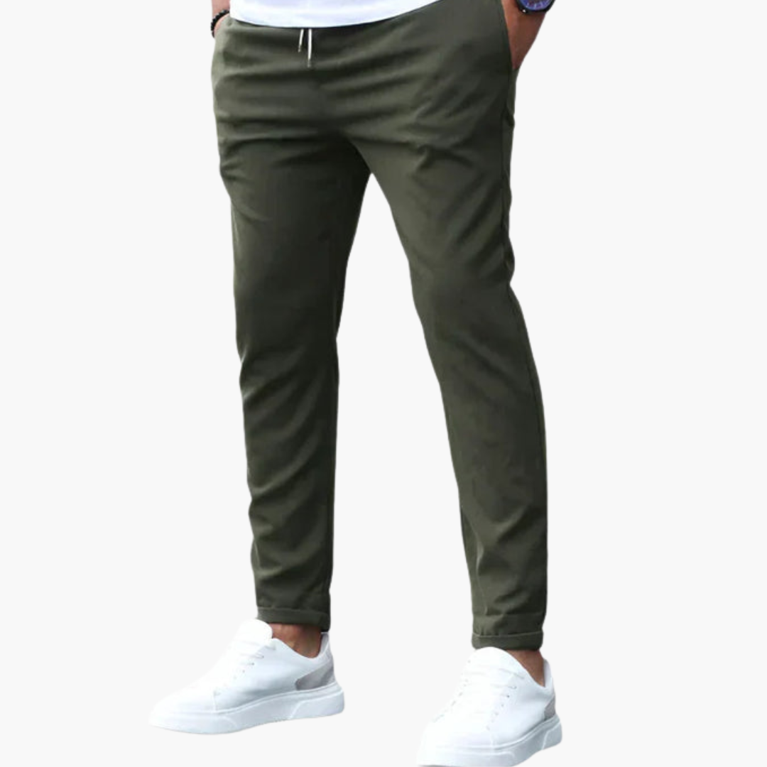 Pantalon homme coupe ajustée avec poches latérales et arrière