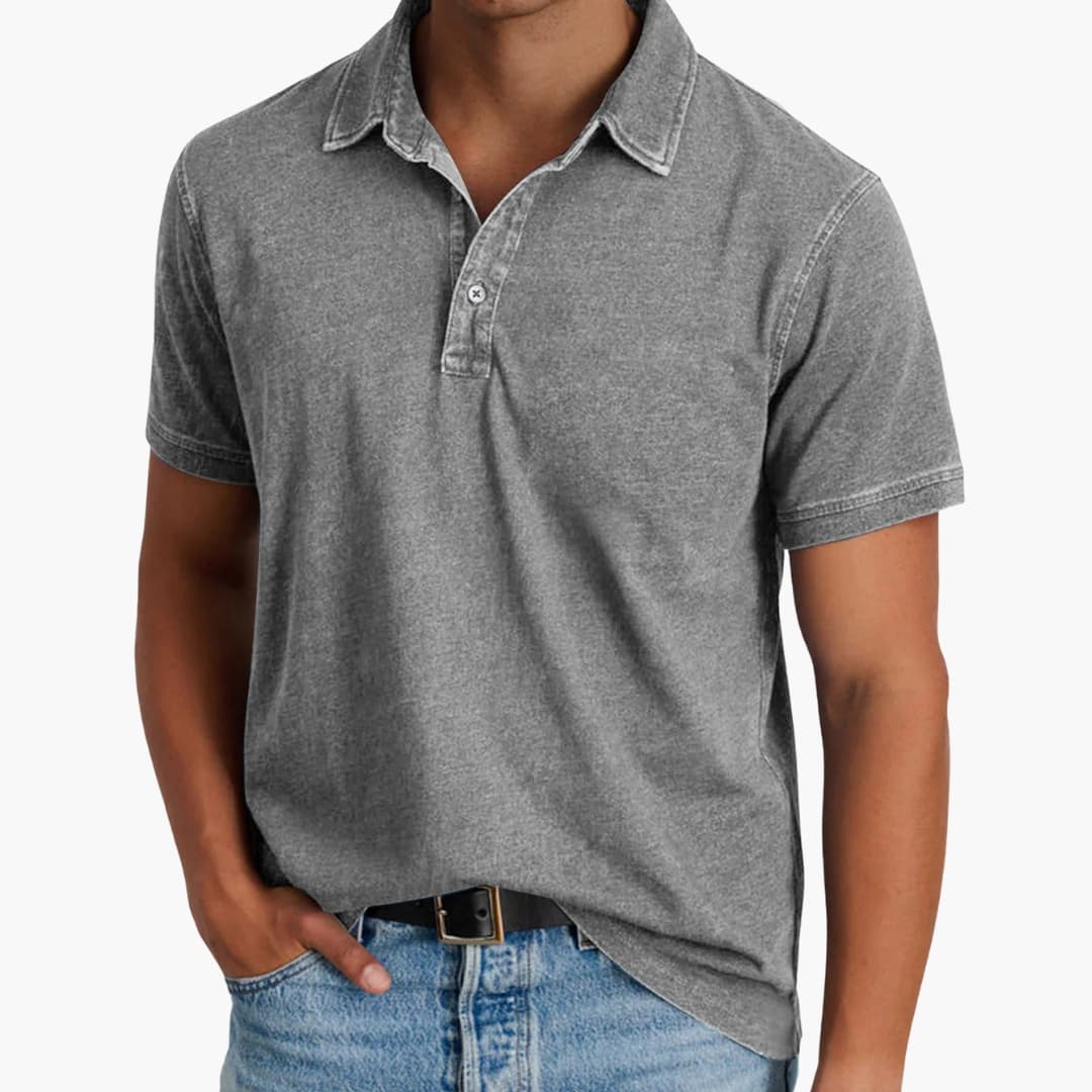 Polo homme à manches courtes avec col V et boutons discrets