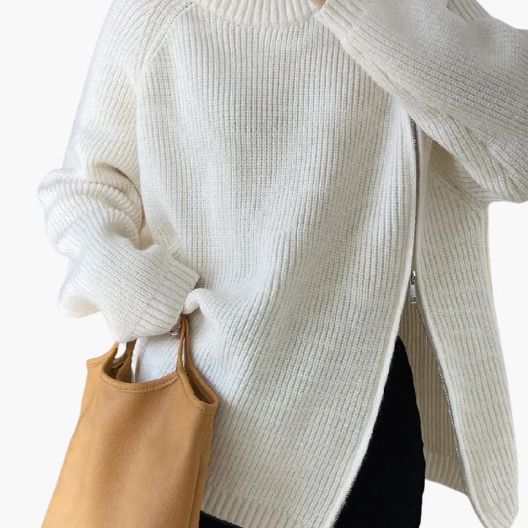 Pull en maille côtelée pour femme avec fermeture zippée latérale et col montant