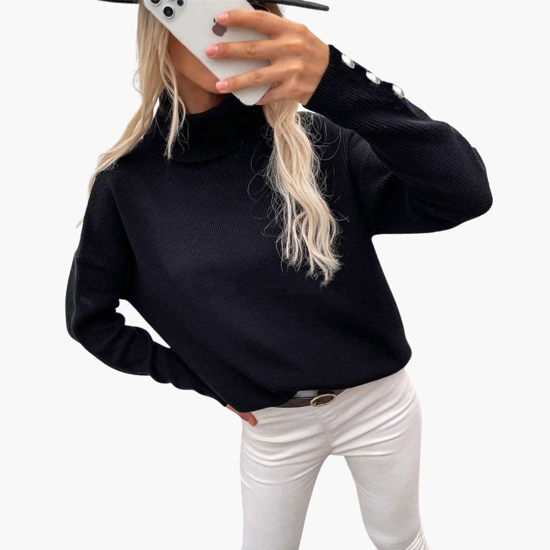 Camisola de mulher com gola alta e punhos com botões