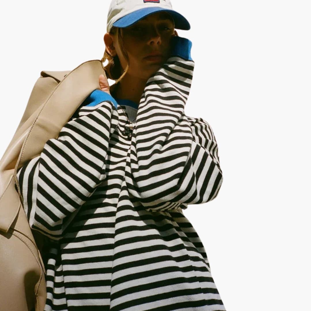 Damestrui met strepen, contrasterende afwerkingen en losse pasvorm