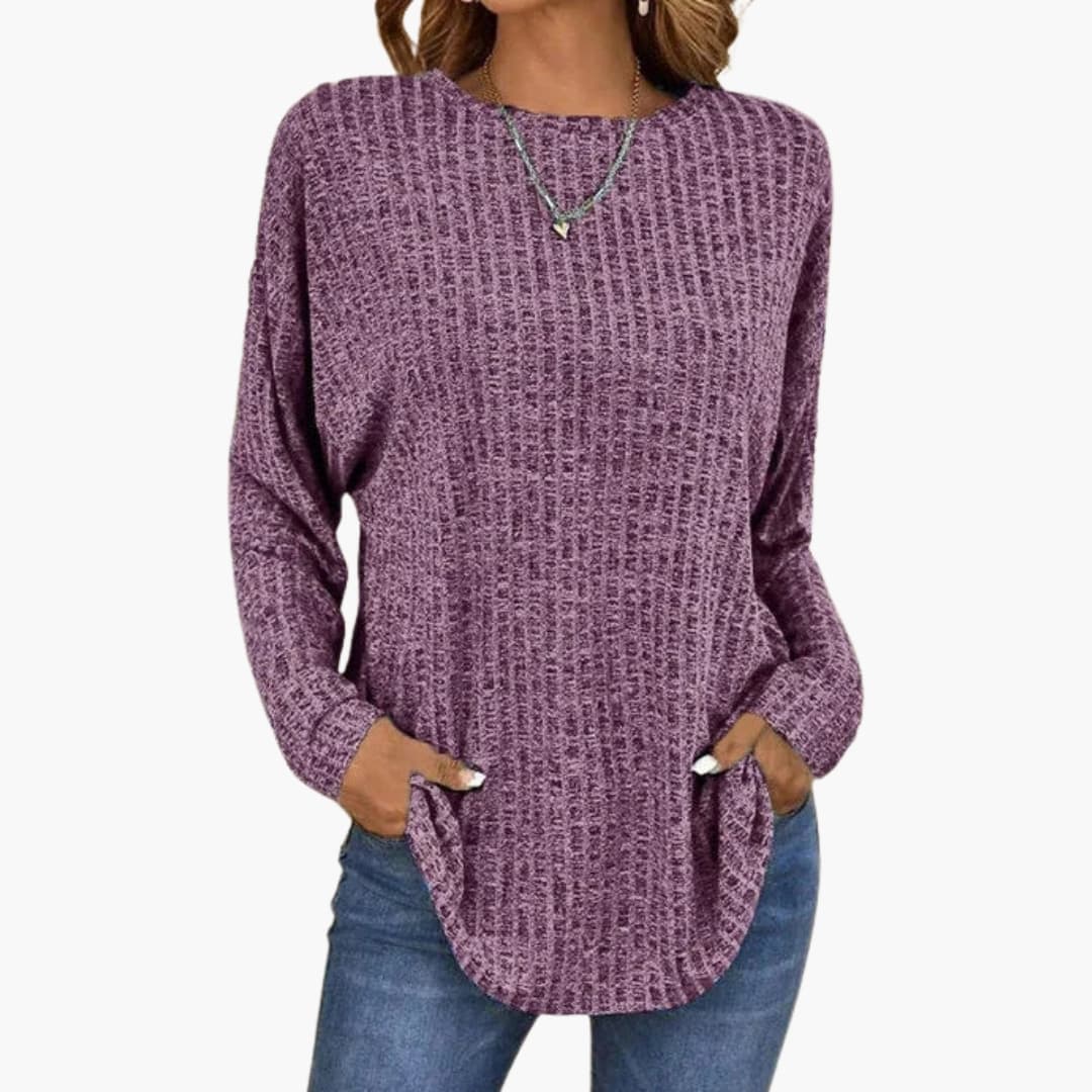 Pull pour femme à col rond et surface tricotée
