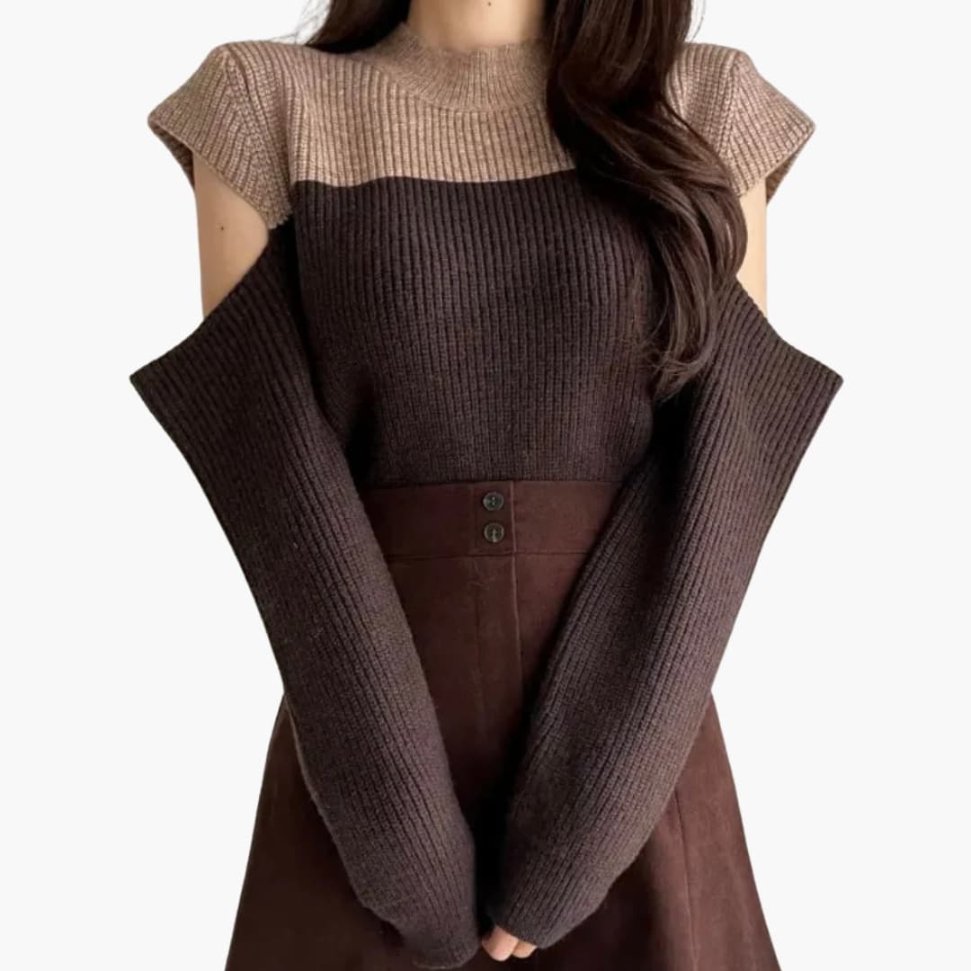 Pull femme avec encolure côtelée et manches longues