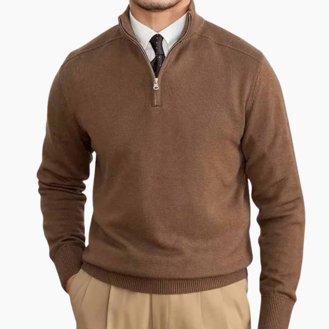 Herrtröja i stickat med hög krage