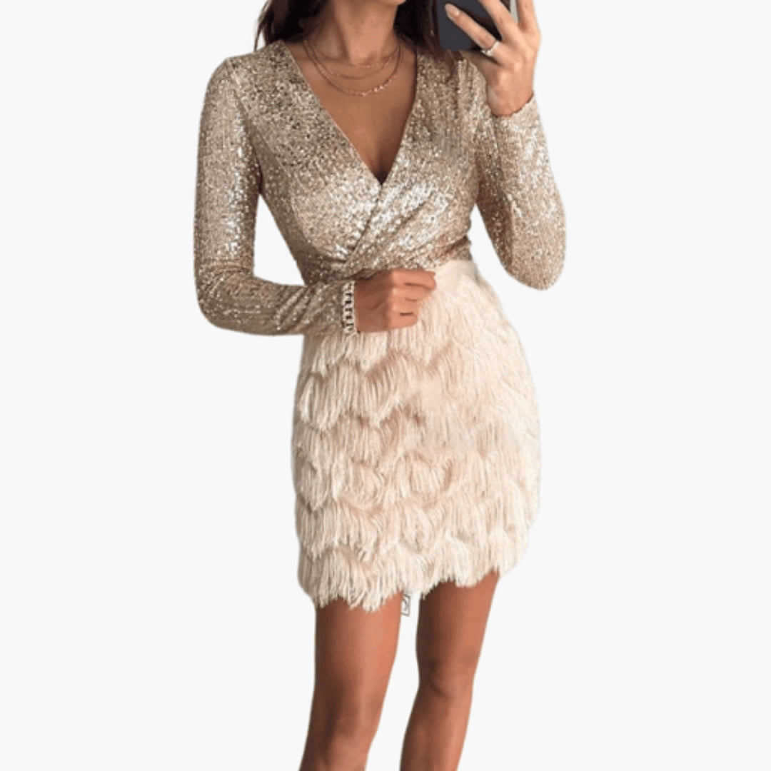 Vestido Curto de Festa Feminino com Saia de Lantejoulas