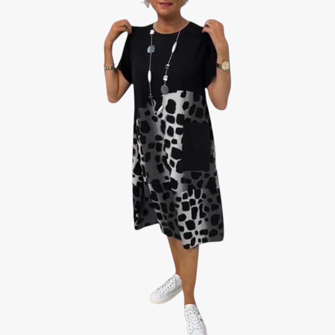 Vestido midi feminino de mangas curtas com superfície estampada