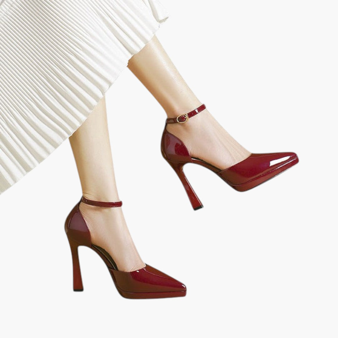 Women's heeled sandals with padded sole and adjustable buckle