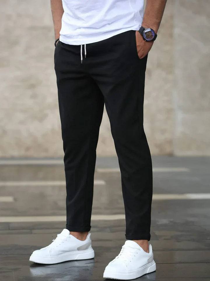 Pantalon homme slim | Coupe moderne, poches latérales et arrière | Style polyvalent casual ou semi formel
