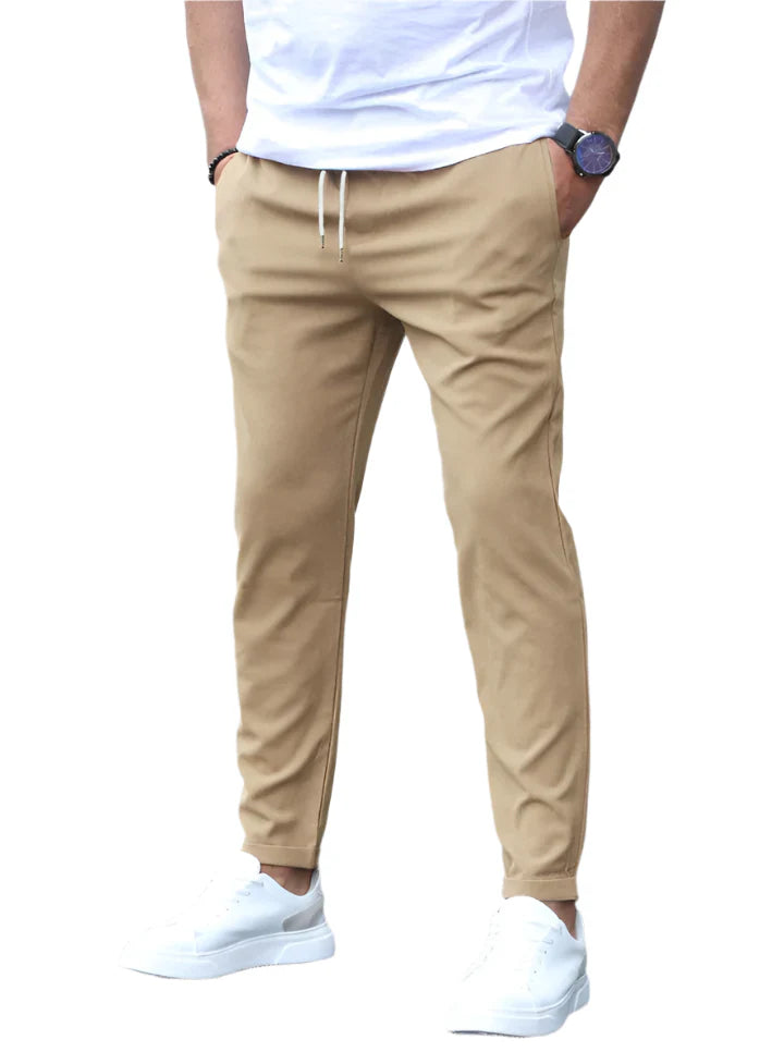 Pantalon homme slim | Coupe moderne, poches latérales et arrière | Style polyvalent casual ou semi formel