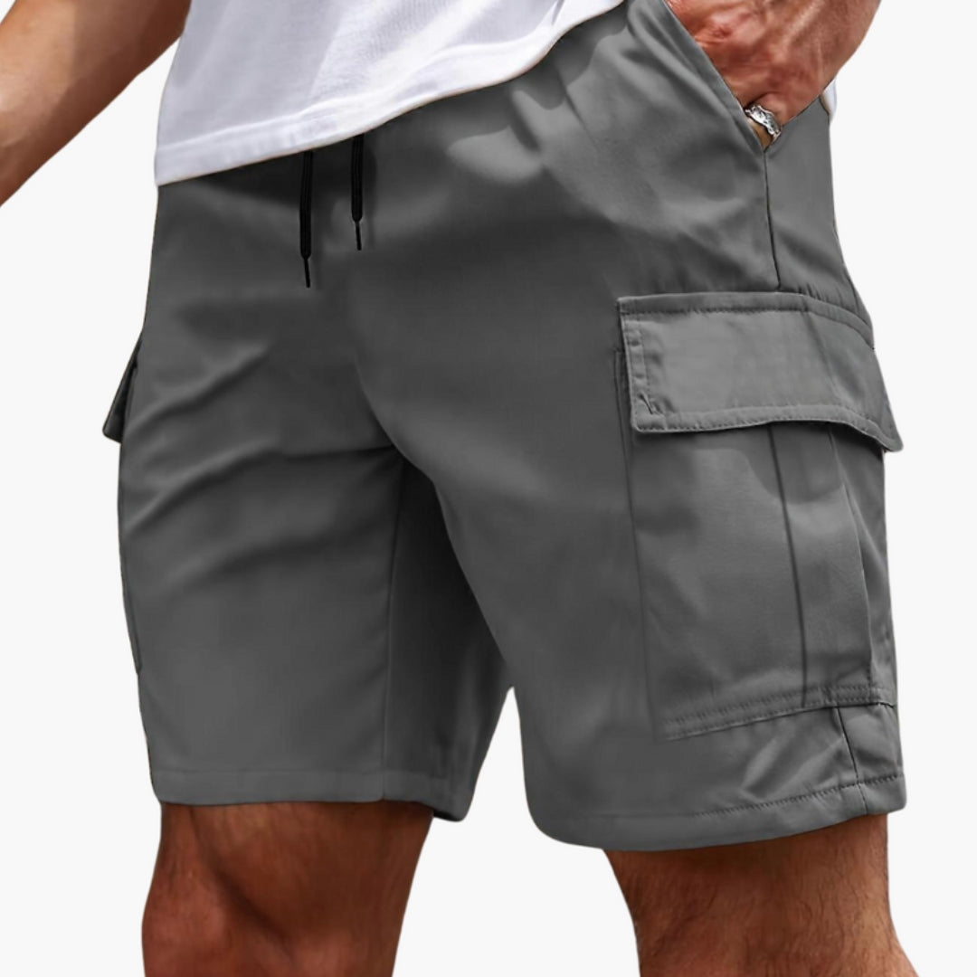 Pantaloni corti da uomo con tasche a patta e coulisse