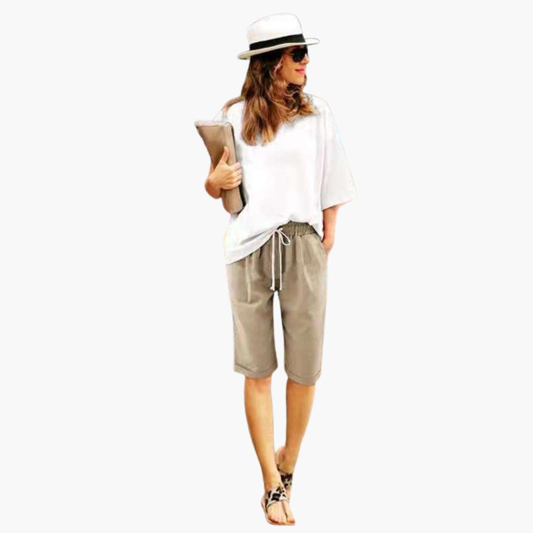 Pantaloncini estivi da donna con taglio ampio