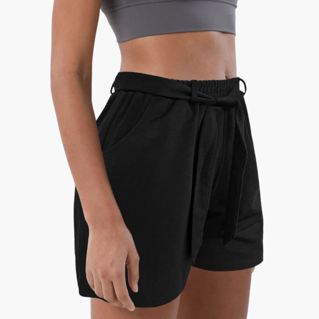 Short femme à taille élastique avec lien à nouer